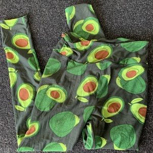 Unicorn!! 🦄 LULAROE leggings! Avocado 🥑